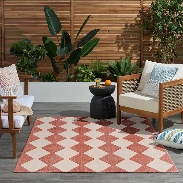 Polypropylene outdoor carpet